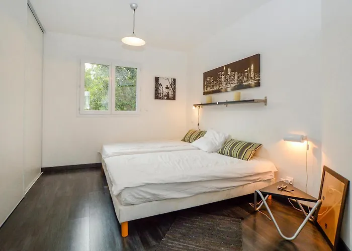 Amazing In With Kitchen 度假居