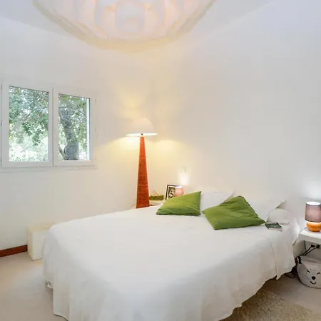 Amazing In With Kitchen Holiday home