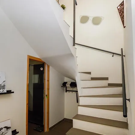 Amazing In With Kitchen Holiday home Pigna