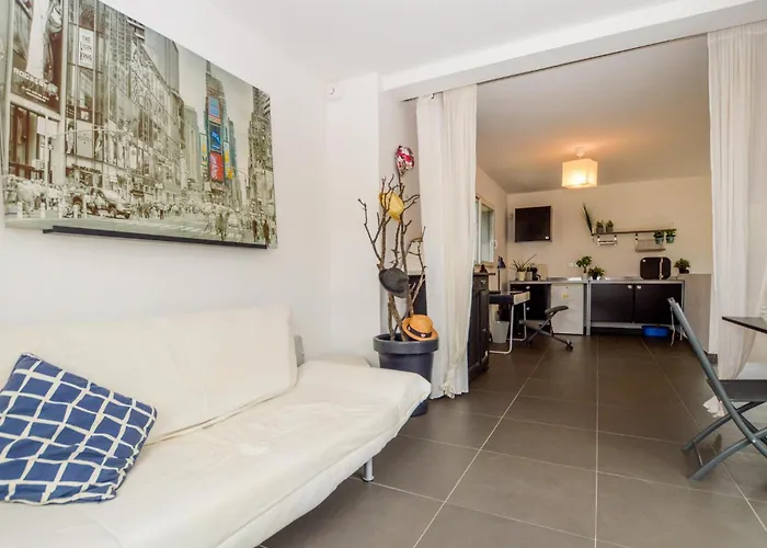 Hébergement de vacances Amazing In With Kitchen *